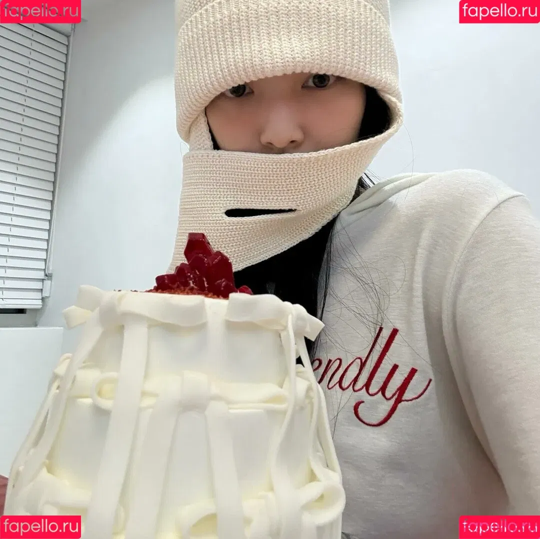 Blackpink / Jennie | BLΛƆKPIИK / jennierubyjane / sheflieshigh Onlyfans Photo Gallery 