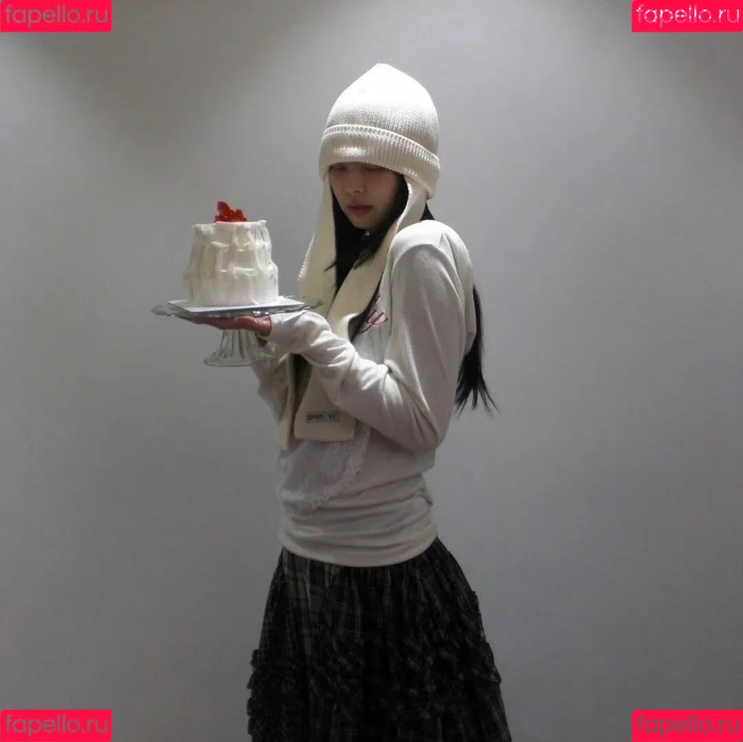 Blackpink / Jennie | BLΛƆKPIИK / jennierubyjane / sheflieshigh Onlyfans Photo Gallery 