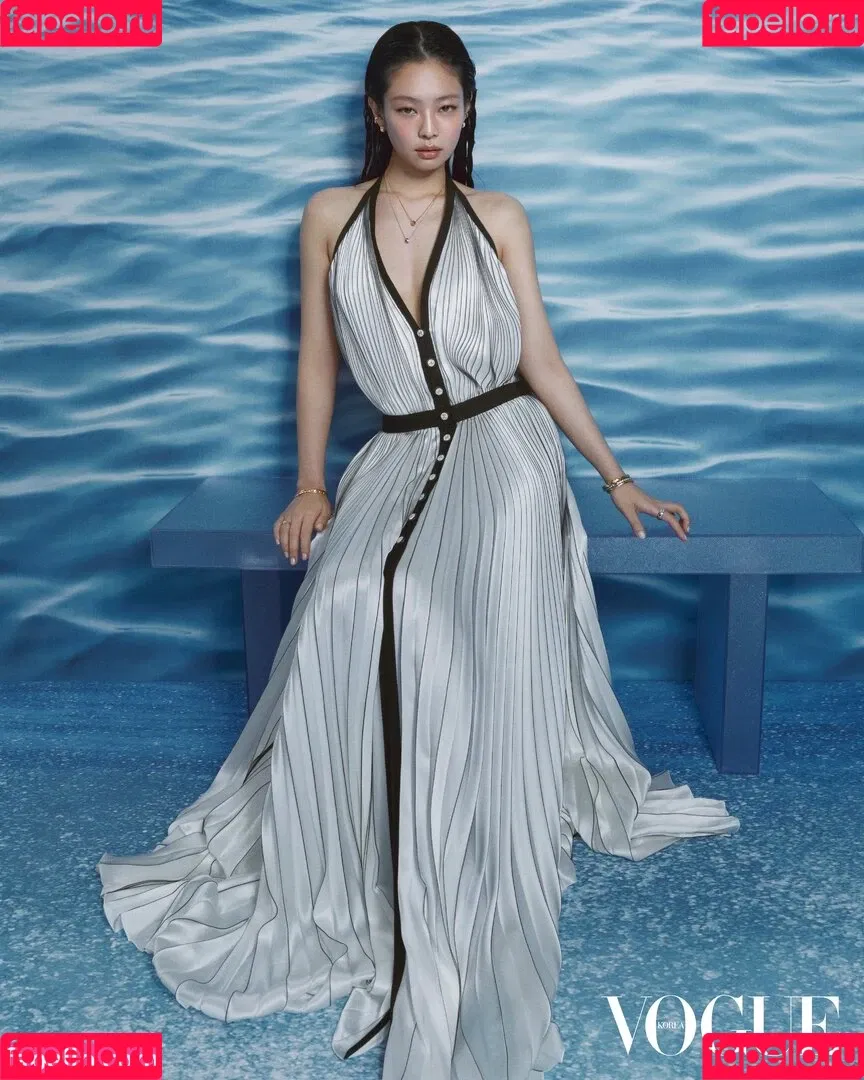 Blackpink / Jennie | BLΛƆKPIИK / jennierubyjane / sheflieshigh Onlyfans Photo Gallery 