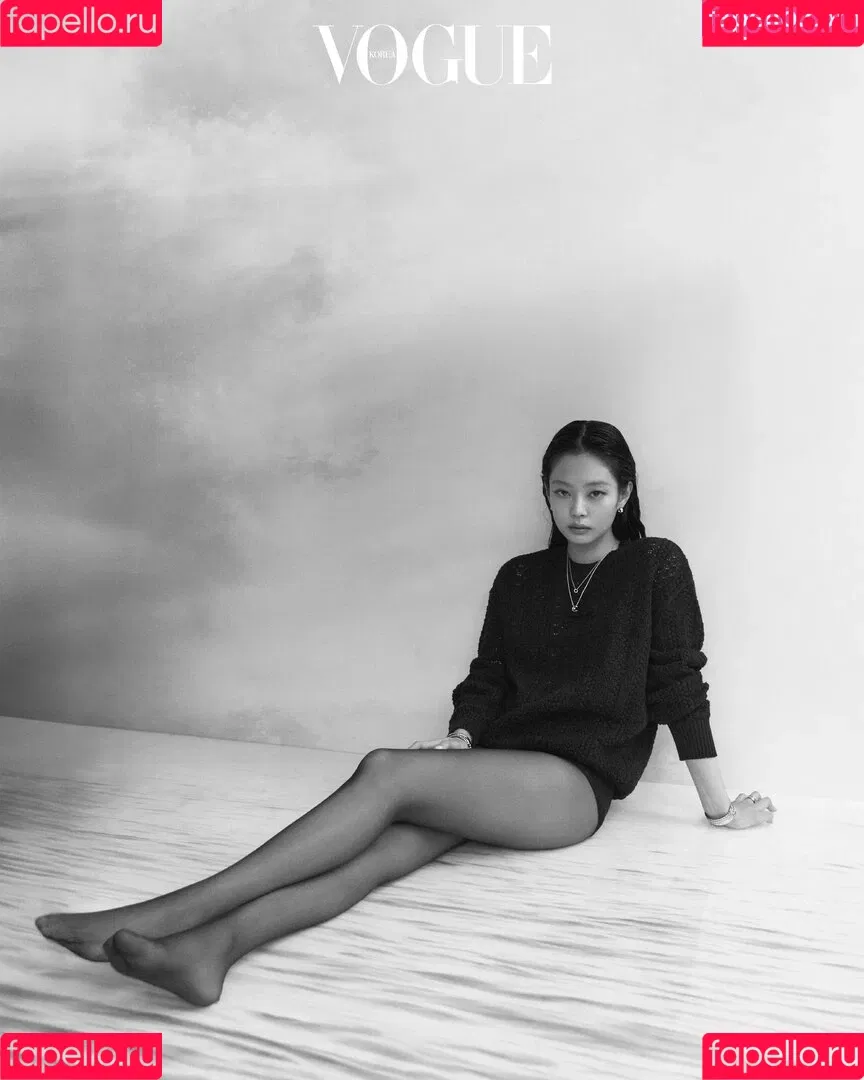 Blackpink / Jennie | BLΛƆKPIИK / jennierubyjane / sheflieshigh Onlyfans Photo Gallery 