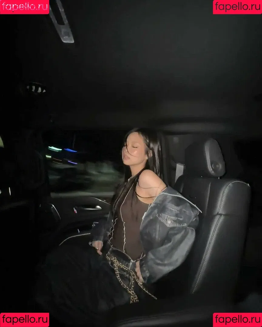 Blackpink / Jennie | BLΛƆKPIИK / jennierubyjane / sheflieshigh Onlyfans Photo Gallery 