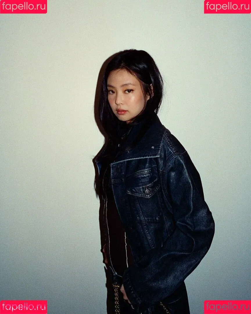 Blackpink / Jennie | BLΛƆKPIИK / jennierubyjane / sheflieshigh Onlyfans Photo Gallery 