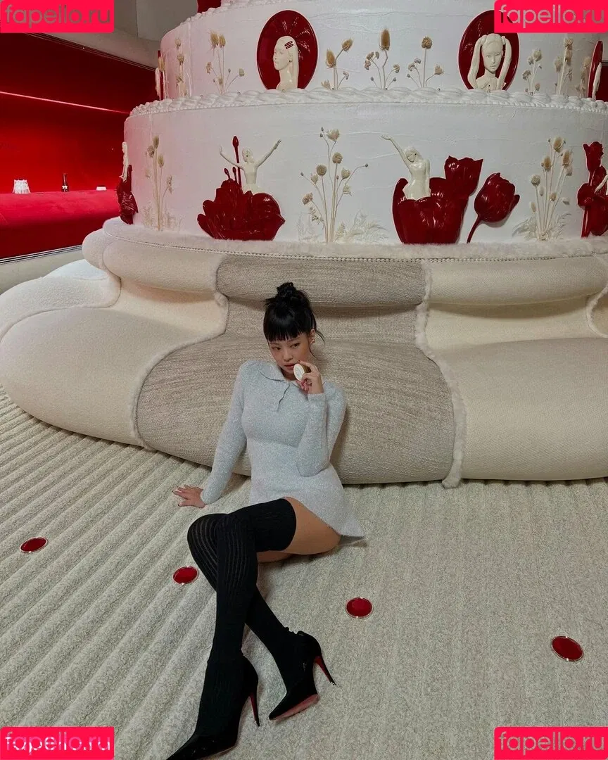 Blackpink / Jennie | BLΛƆKPIИK / jennierubyjane / sheflieshigh Onlyfans Photo Gallery 