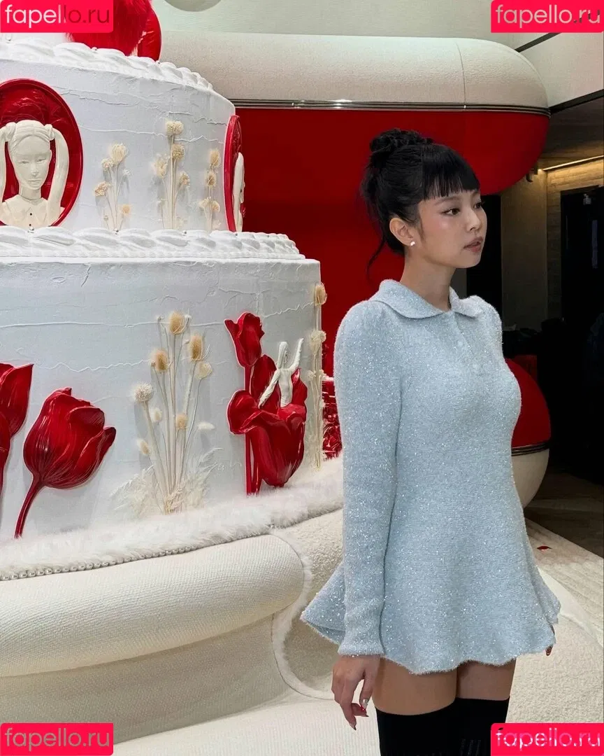 Blackpink / Jennie | BLΛƆKPIИK / jennierubyjane / sheflieshigh Onlyfans Photo Gallery 