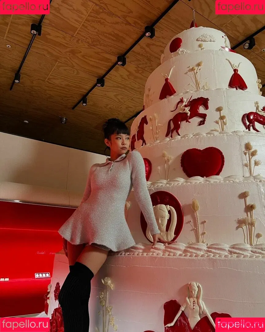 Blackpink / Jennie | BLΛƆKPIИK / jennierubyjane / sheflieshigh Onlyfans Photo Gallery 