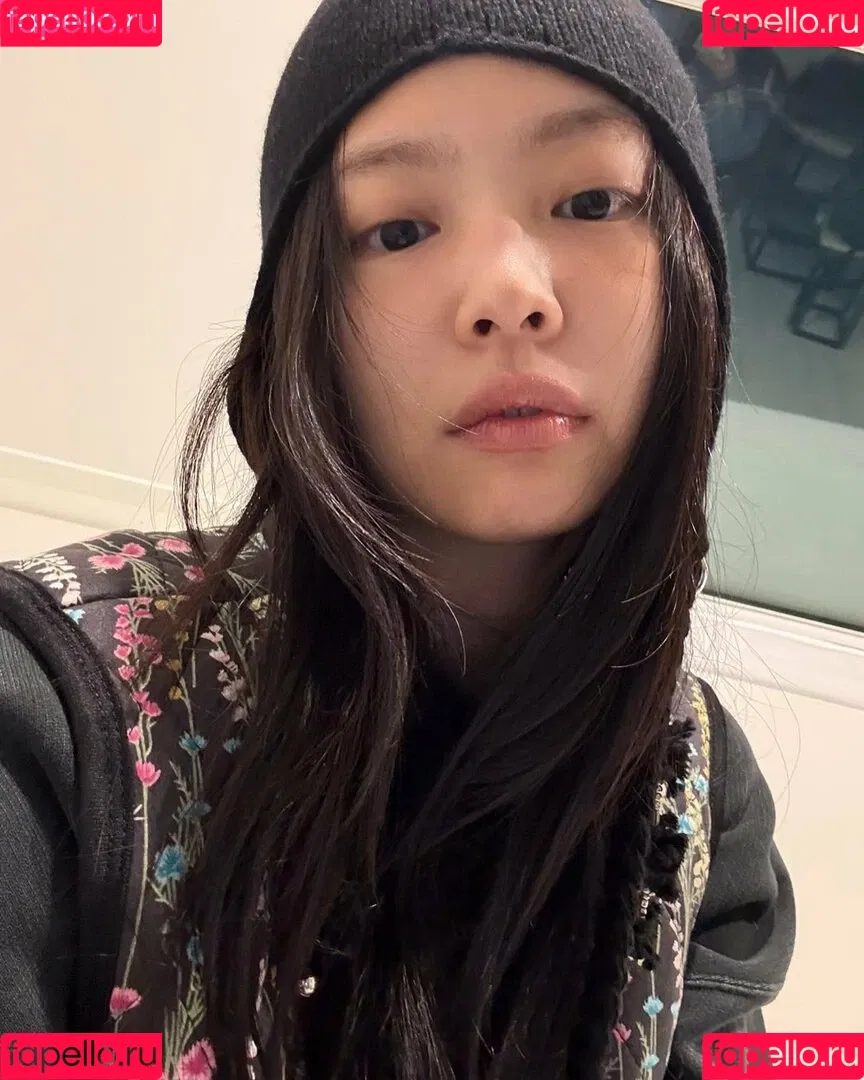 Blackpink / Jennie | BLΛƆKPIИK / jennierubyjane / sheflieshigh Onlyfans Photo Gallery 