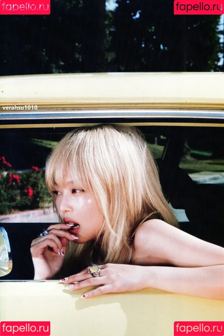 Blackpink / Jennie | BLΛƆKPIИK / jennierubyjane / sheflieshigh Onlyfans Photo Gallery 