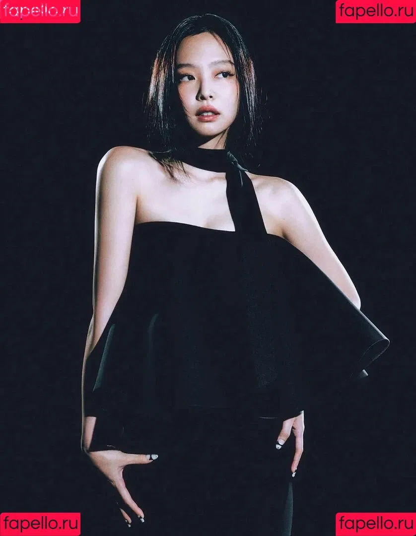 Blackpink / Jennie | BLΛƆKPIИK / jennierubyjane / sheflieshigh Onlyfans Photo Gallery 