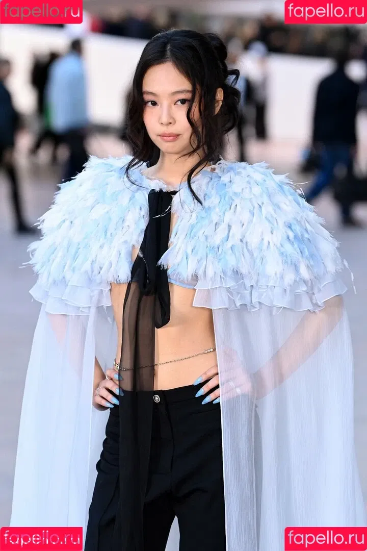 Blackpink / Jennie | BLΛƆKPIИK / jennierubyjane / sheflieshigh Onlyfans Photo Gallery 