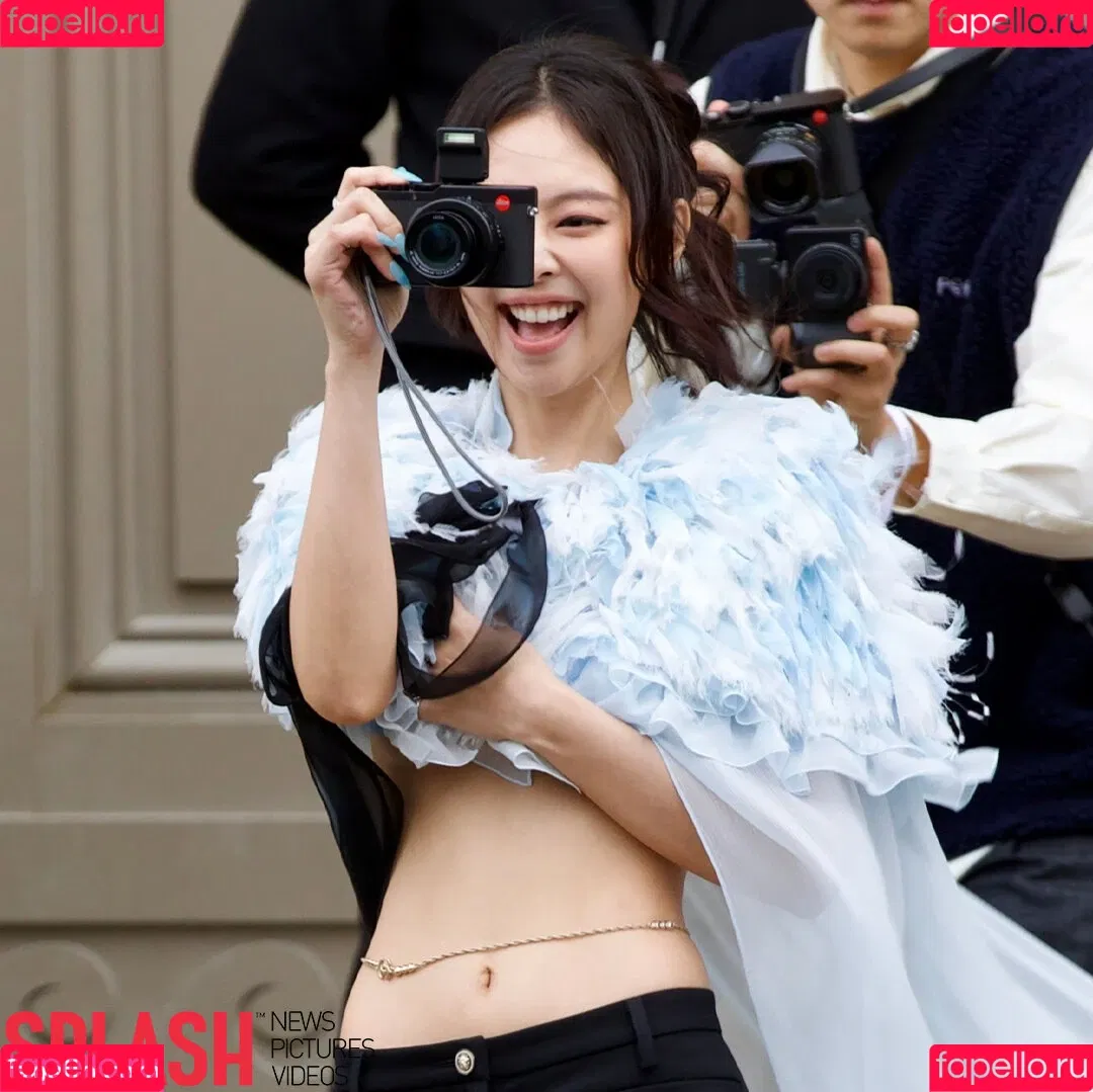 Blackpink / Jennie | BLΛƆKPIИK / jennierubyjane / sheflieshigh Onlyfans Photo Gallery 