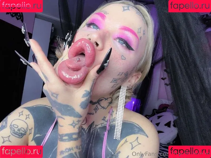 Nasty_bimbo / nasty_nasty_bimbo Onlyfans Photo Gallery 