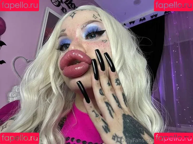 Nasty_bimbo / nasty_nasty_bimbo Onlyfans Photo Gallery 
