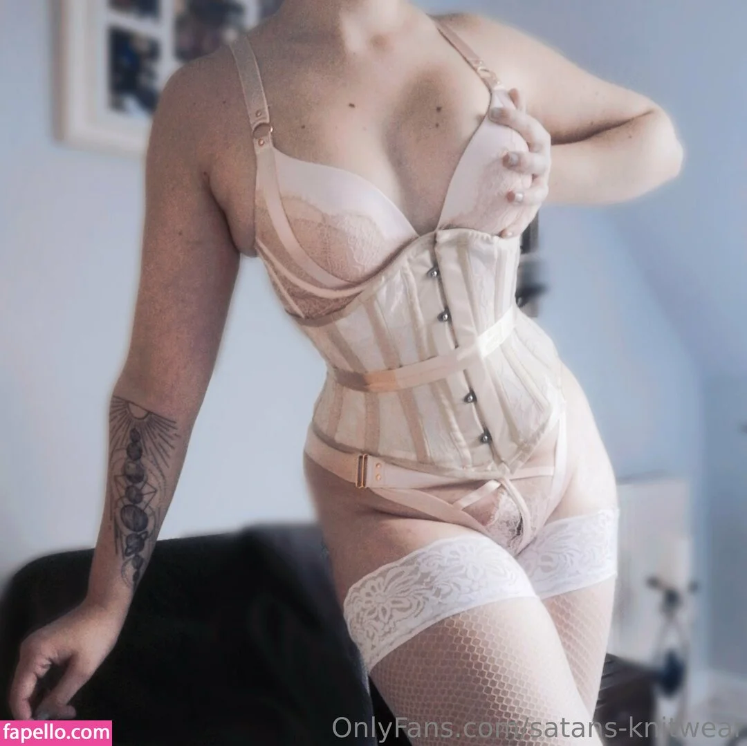 satans-knitwear Onlyfans Photo Gallery 