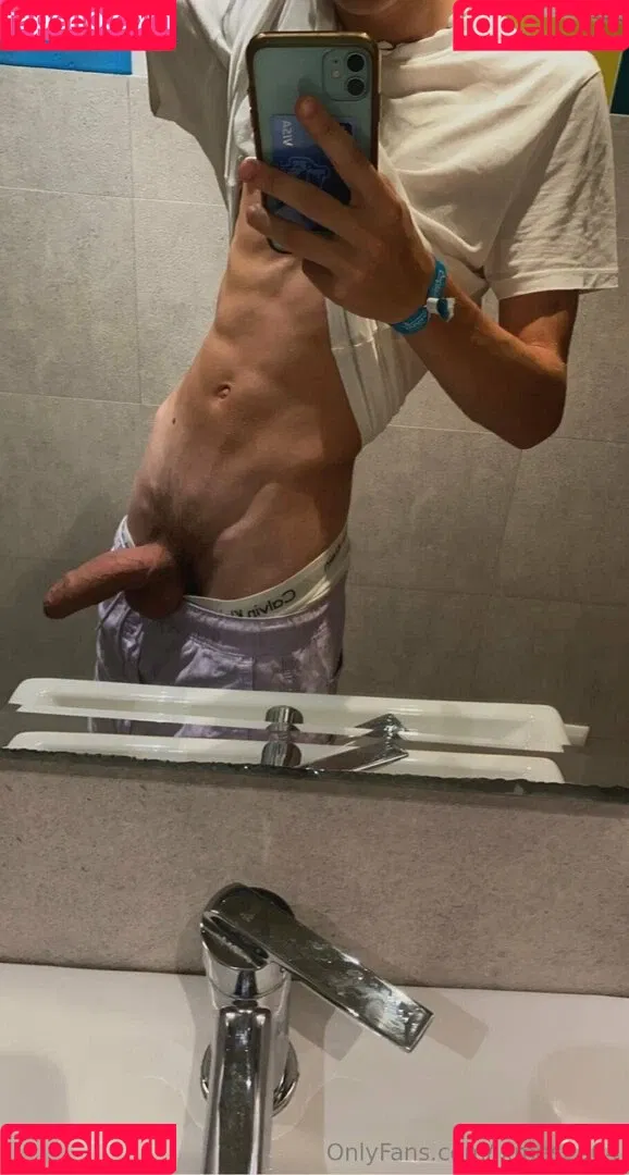 jxmes2004 / jxmes_4 Onlyfans Photo Gallery 