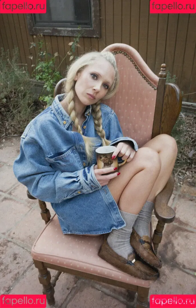 Juno Temple / junotemple Onlyfans Photo Gallery 