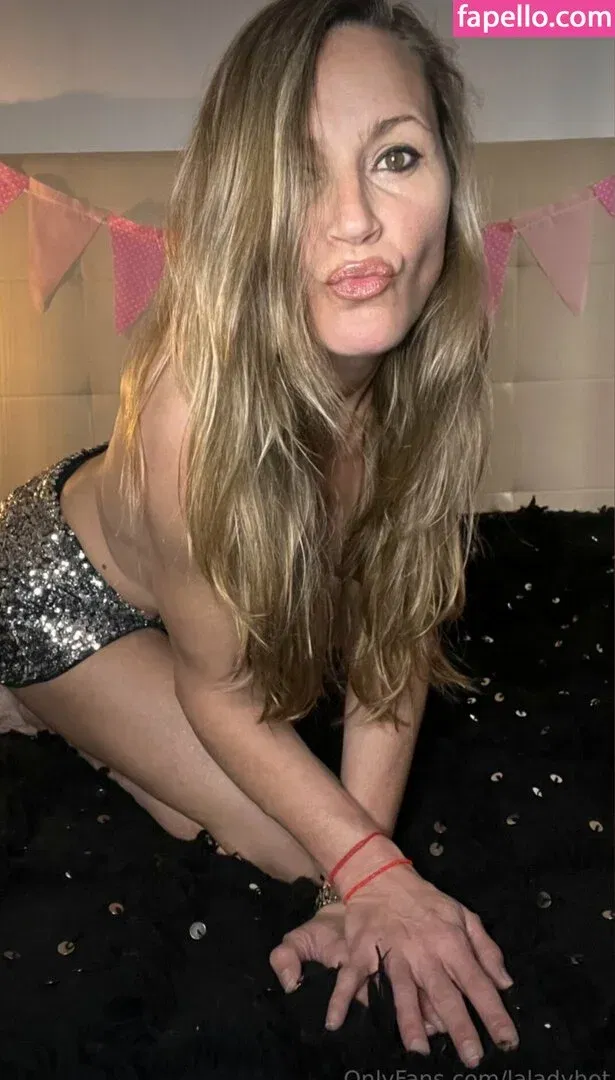 liv_rise Onlyfans Photo Gallery 