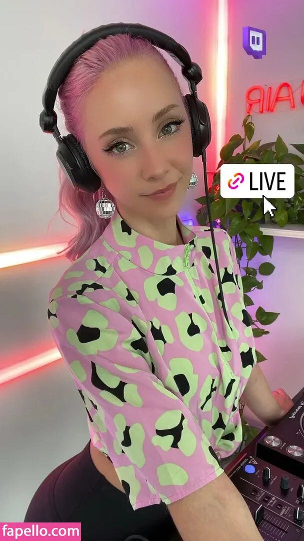 Jessu / jess southern / jessu._ Onlyfans Photo Gallery 