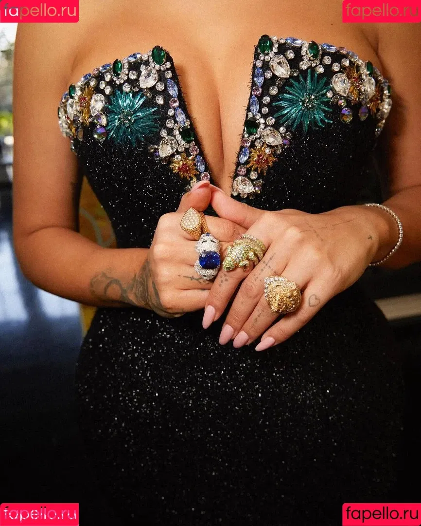 Rita Ora / ritaora / ritaoraeu Onlyfans Photo Gallery 
