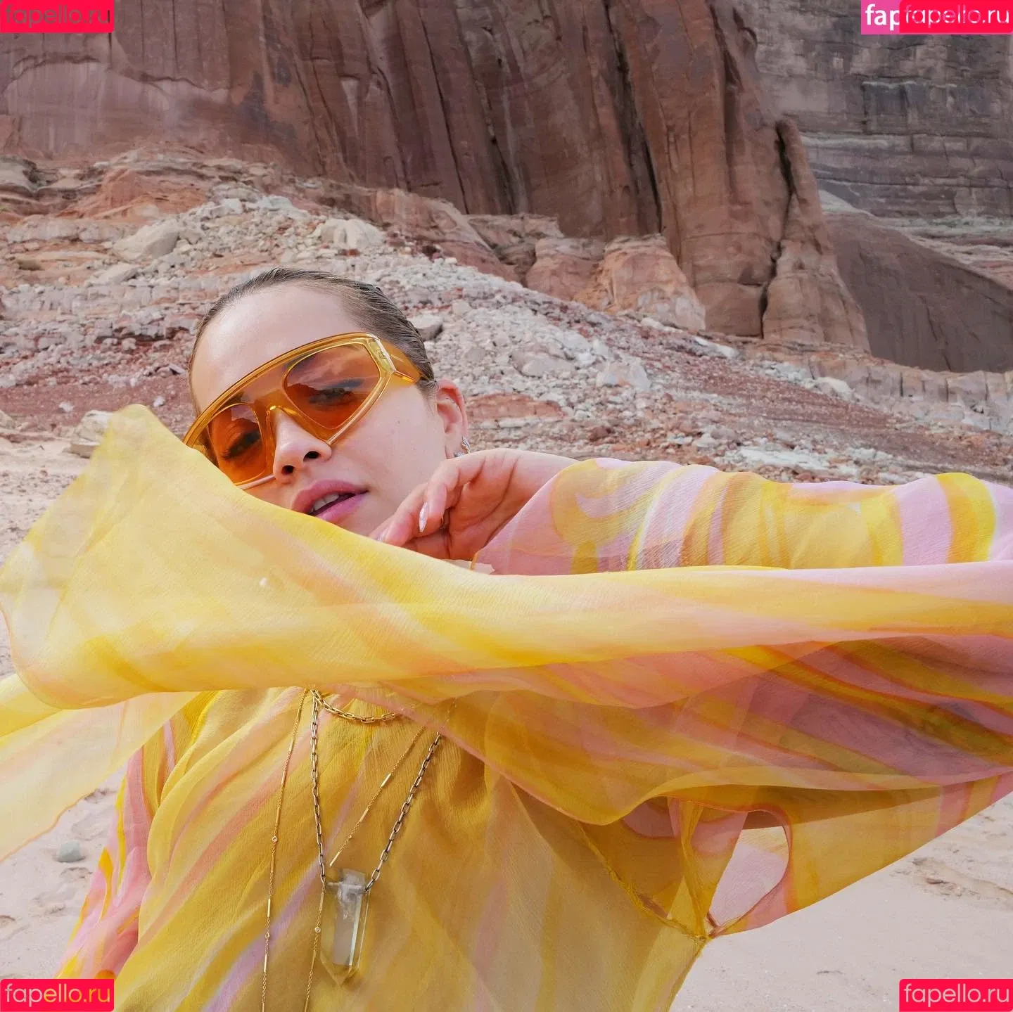 Rita Ora / ritaora / ritaoraeu Onlyfans Photo Gallery 
