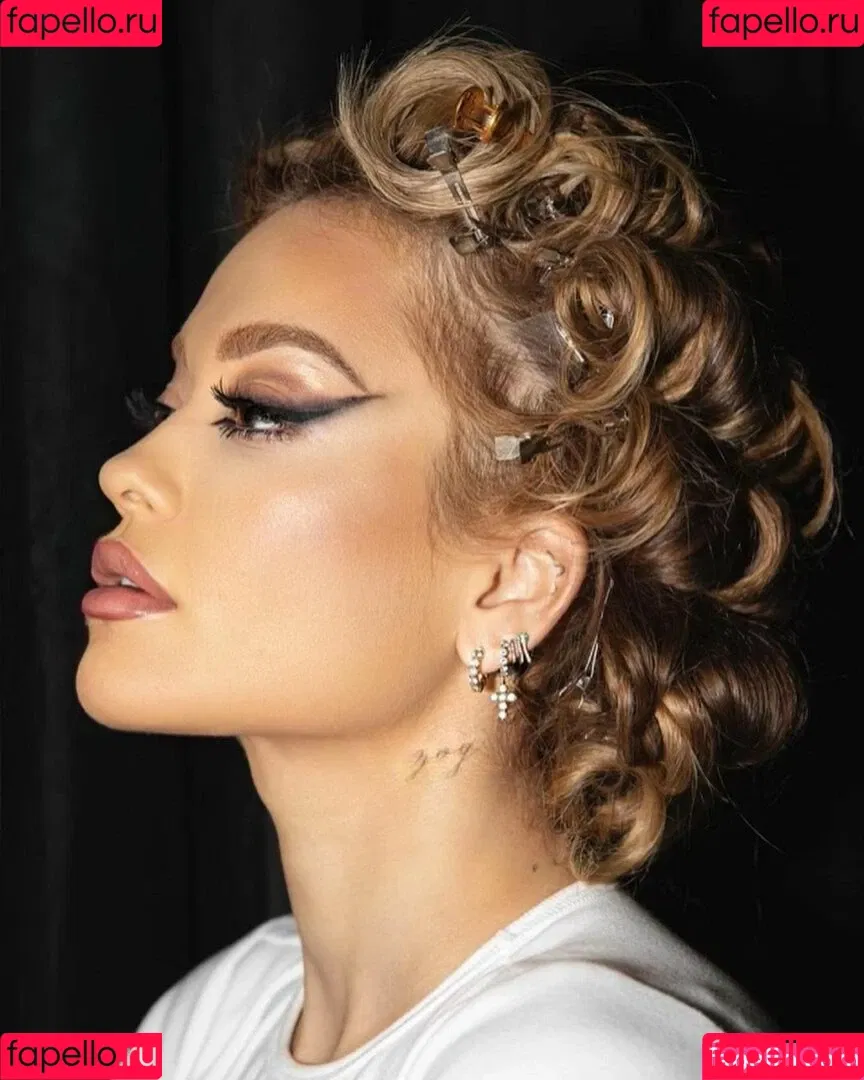 Rita Ora / ritaora / ritaoraeu Onlyfans Photo Gallery 