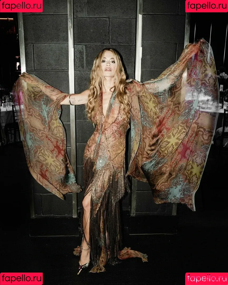 Rita Ora / ritaora / ritaoraeu Onlyfans Photo Gallery 