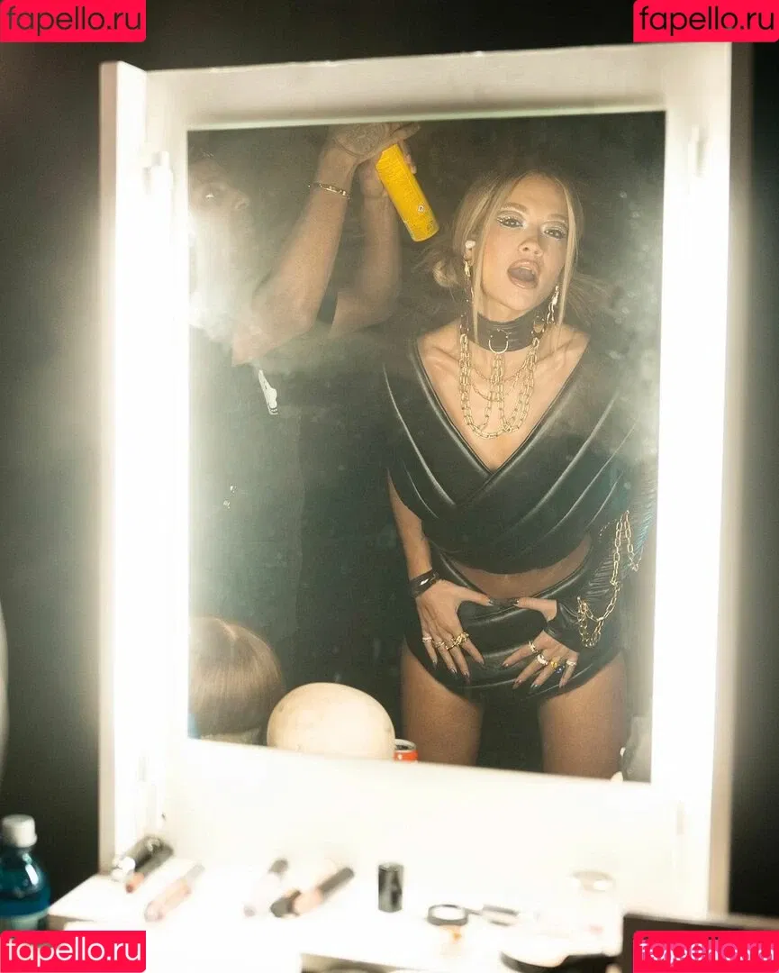Rita Ora / ritaora / ritaoraeu Onlyfans Photo Gallery 