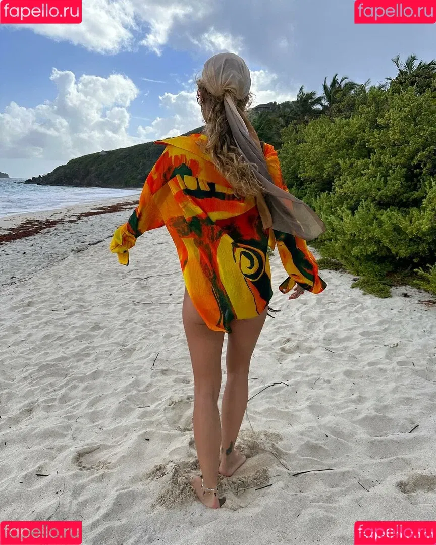 Rita Ora / ritaora / ritaoraeu Onlyfans Photo Gallery 