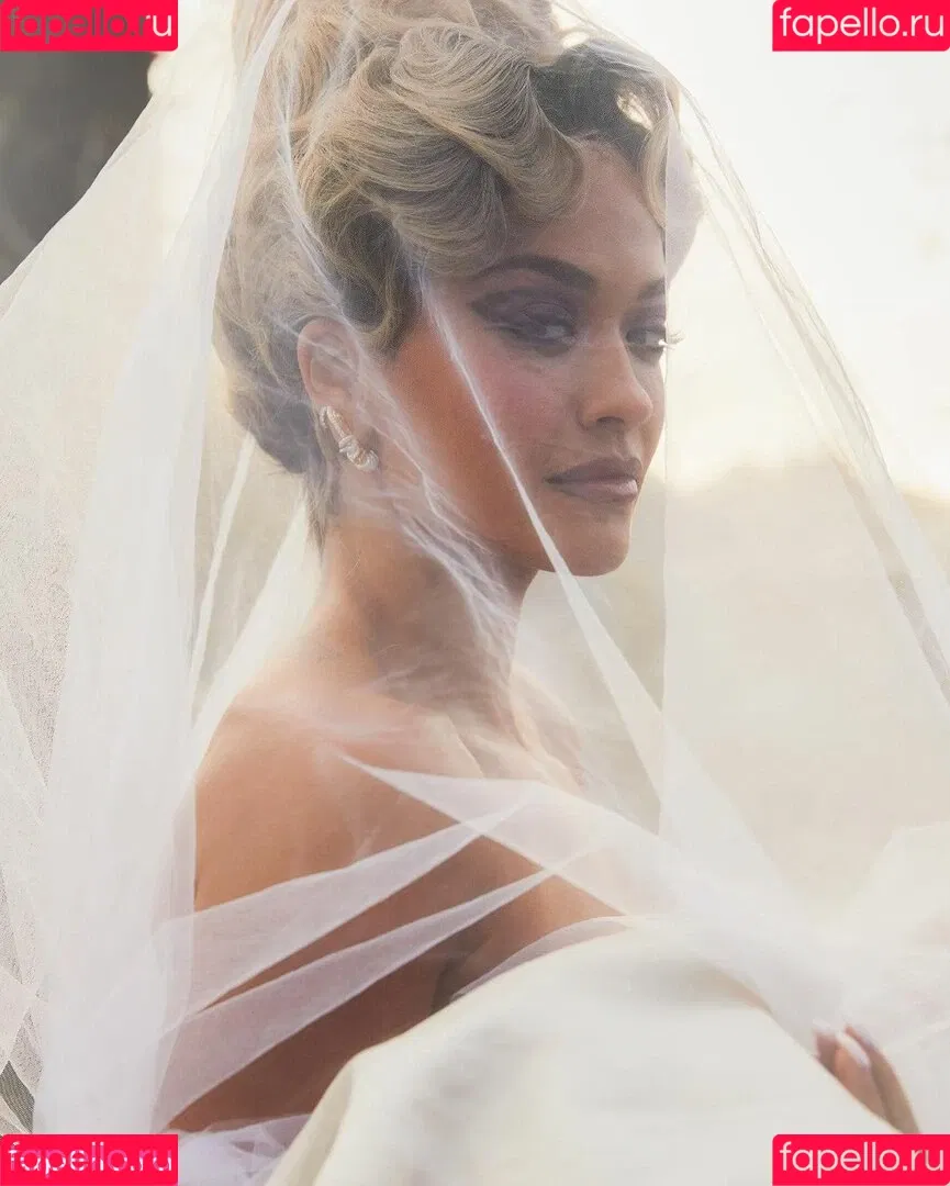 Rita Ora / ritaora / ritaoraeu Onlyfans Photo Gallery 