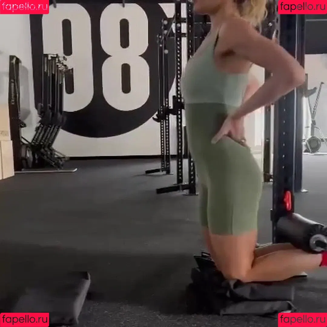 Rita Ora / ritaora / ritaoraeu Onlyfans Photo Gallery 