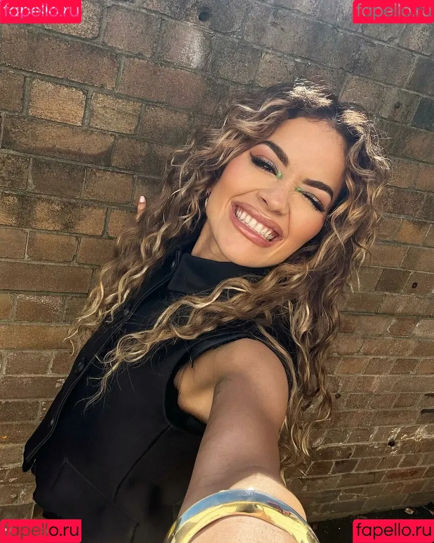 Rita Ora / ritaora / ritaoraeu Onlyfans Photo Gallery 