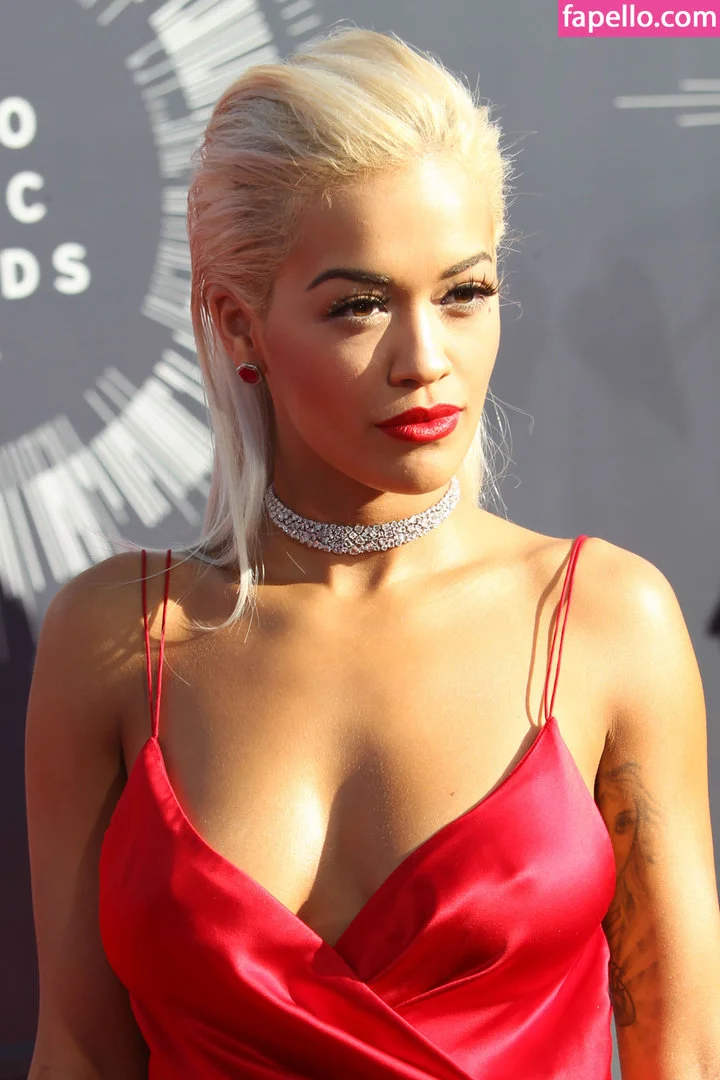 Rita Ora / ritaora / ritaoraeu Onlyfans Photo Gallery 