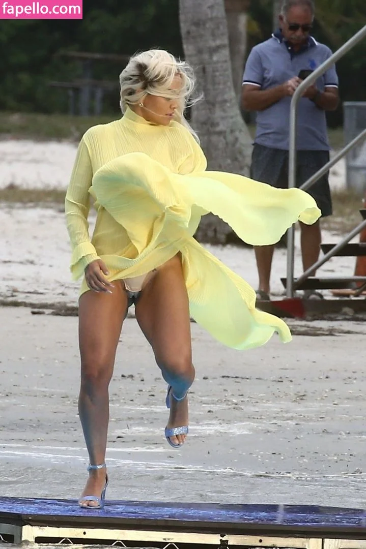 Rita Ora / ritaora / ritaoraeu Onlyfans Photo Gallery 