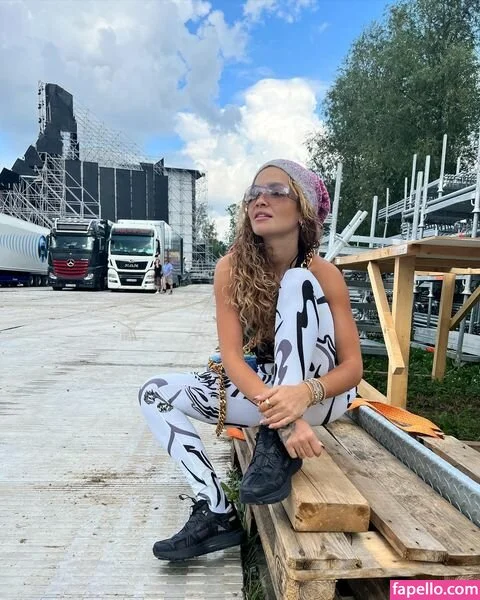 Rita Ora / ritaora / ritaoraeu Onlyfans Photo Gallery 