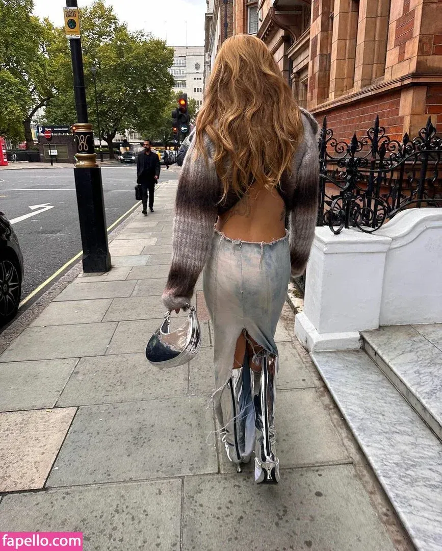 Rita Ora / ritaora / ritaoraeu Onlyfans Photo Gallery 