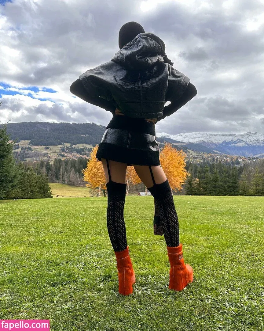 Rita Ora / ritaora / ritaoraeu Onlyfans Photo Gallery 