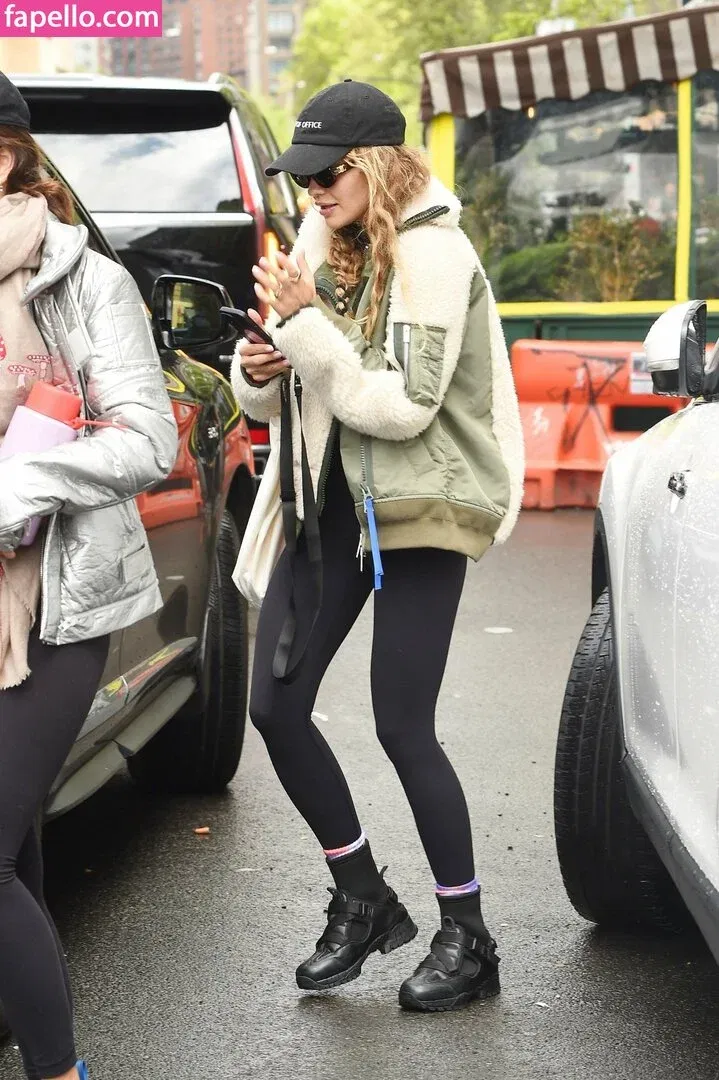 Rita Ora / ritaora / ritaoraeu Onlyfans Photo Gallery 