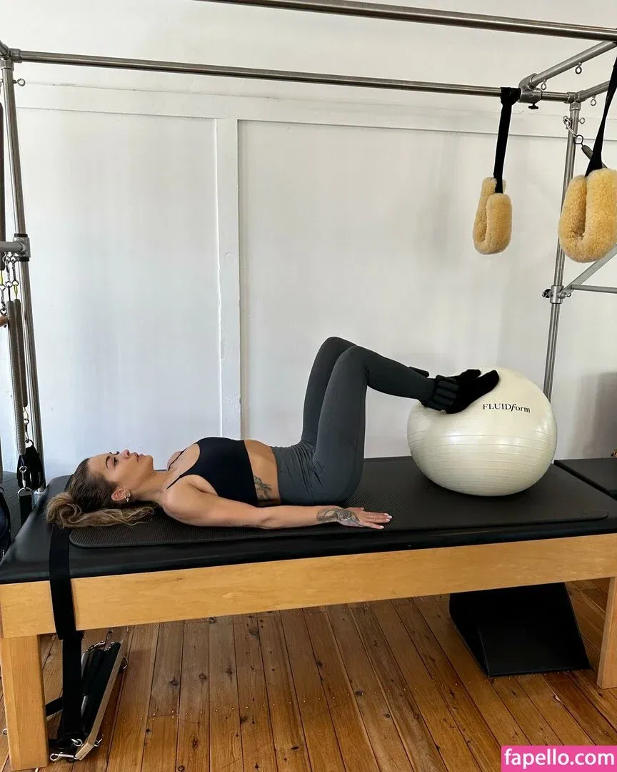 Rita Ora / ritaora / ritaoraeu Onlyfans Photo Gallery 