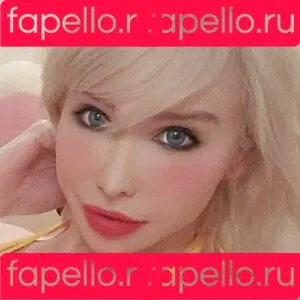 Sarina Valentina / https: / sarinavalentinaxo Onlyfans Photo Gallery 