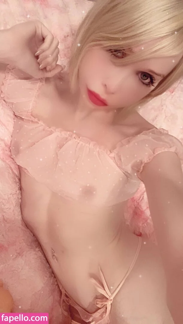 Sarina Valentina / https: / sarinavalentinaxo Onlyfans Photo Gallery 