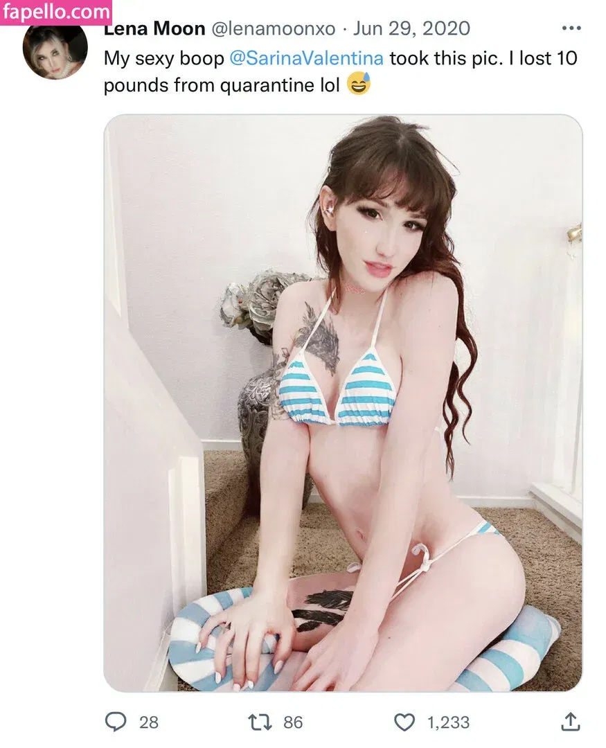 Sarina Valentina / https: / sarinavalentinaxo Onlyfans Photo Gallery 