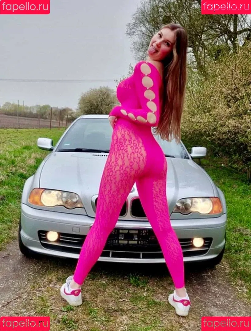 Titty Cat / https: / titty-cat / titty_cat99 Onlyfans Photo Gallery 