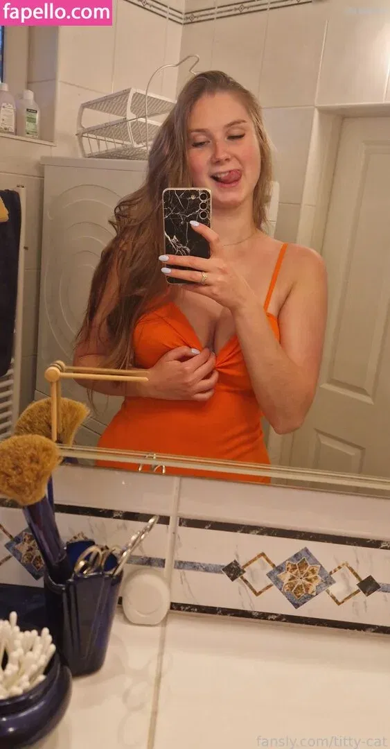 Titty Cat / https: / titty-cat / titty_cat99 Onlyfans Photo Gallery 