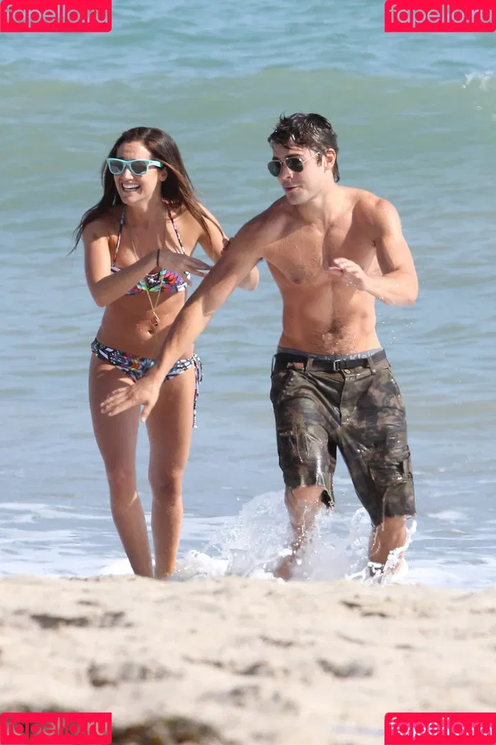 Ashley Tisdale / ashleytisdale Onlyfans Photo Gallery 