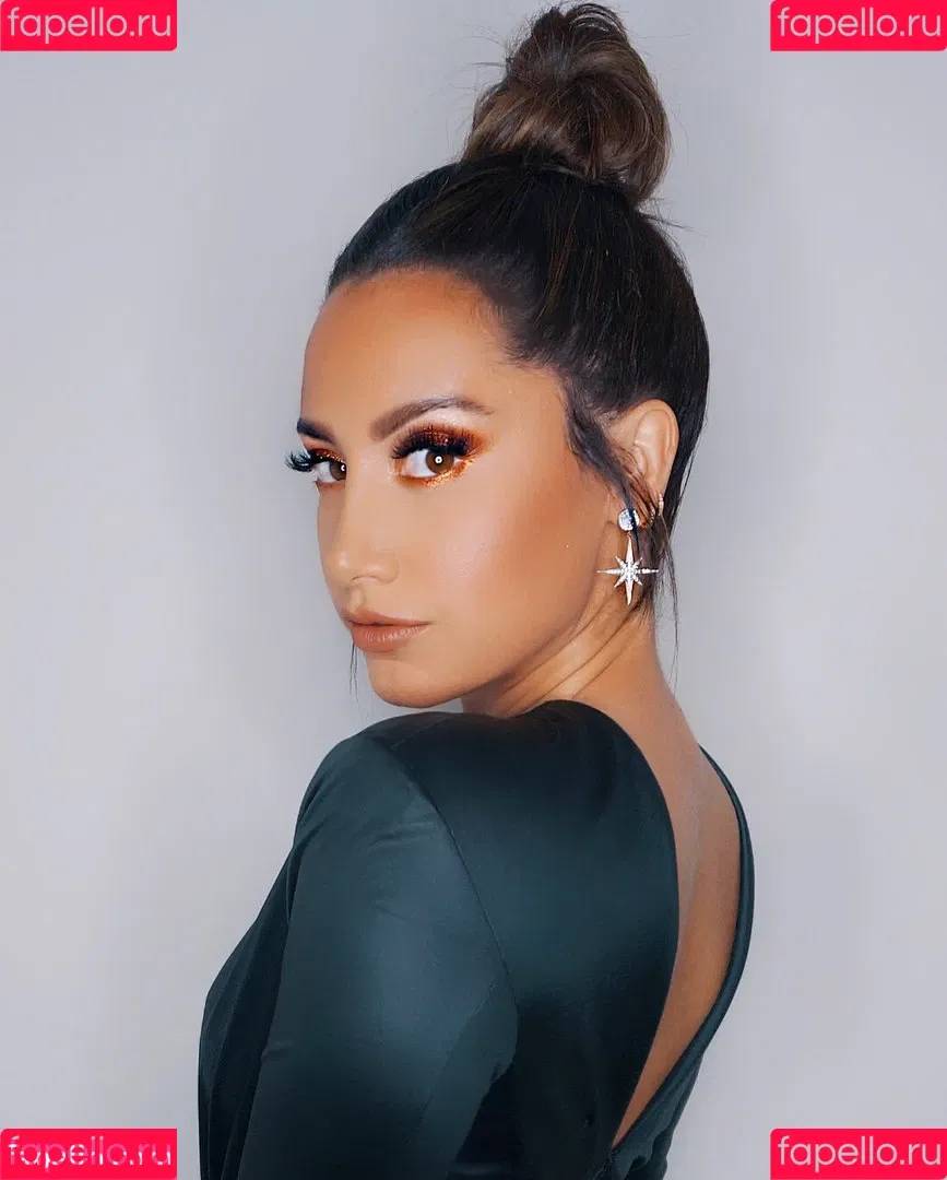 Ashley Tisdale / ashleytisdale Onlyfans Photo Gallery 
