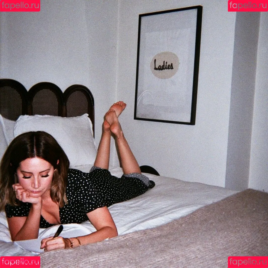 Ashley Tisdale / ashleytisdale Onlyfans Photo Gallery 