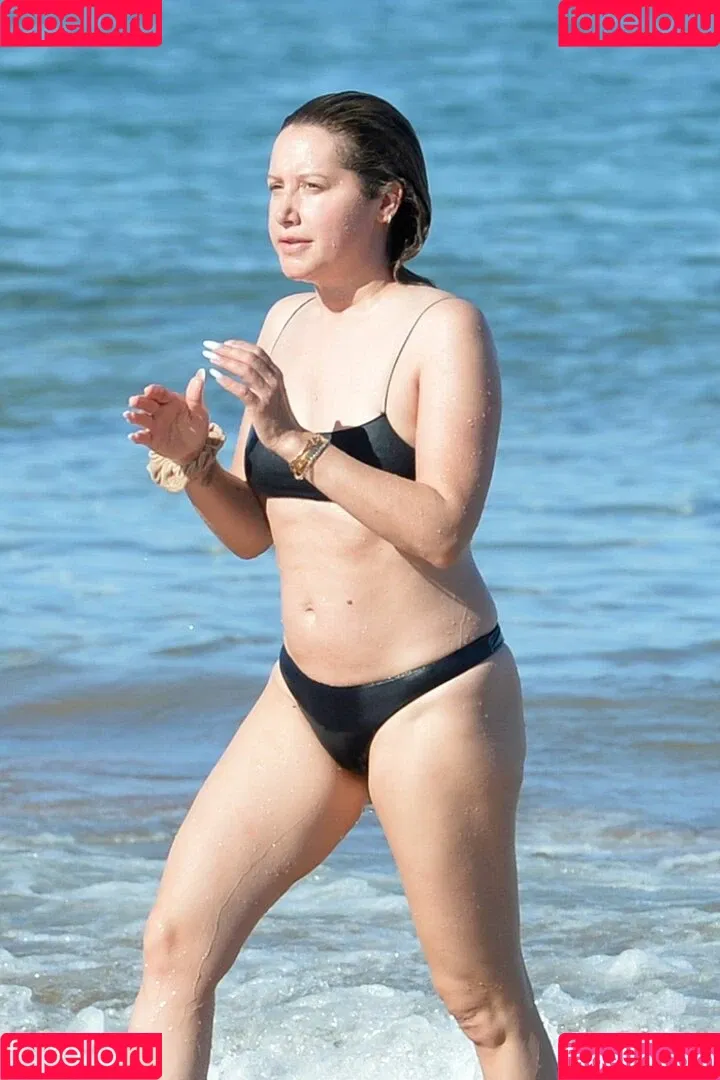 Ashley Tisdale / ashleytisdale Onlyfans Photo Gallery 