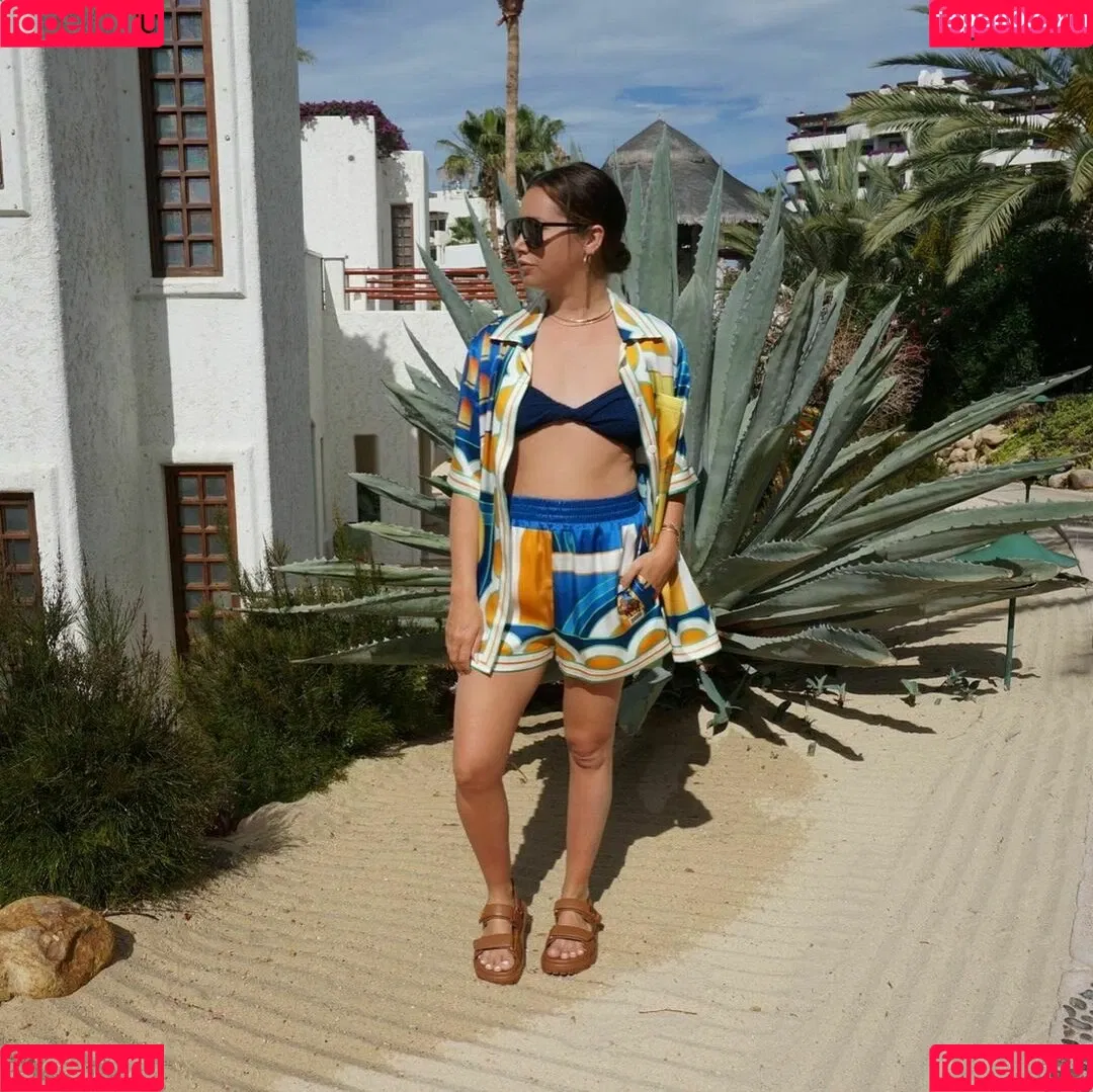 Ashley Tisdale / ashleytisdale Onlyfans Photo Gallery 