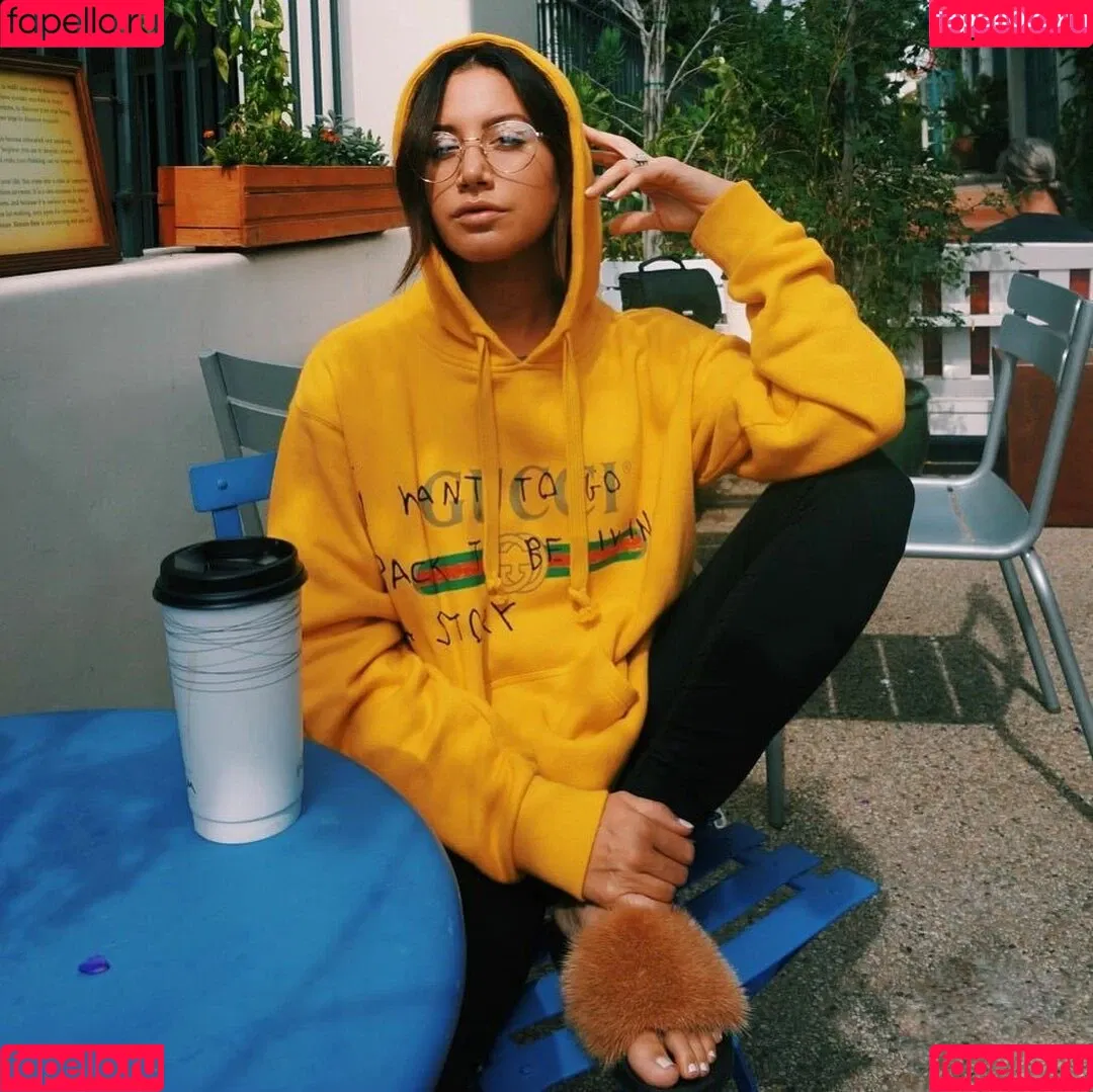 Ashley Tisdale / ashleytisdale Onlyfans Photo Gallery 