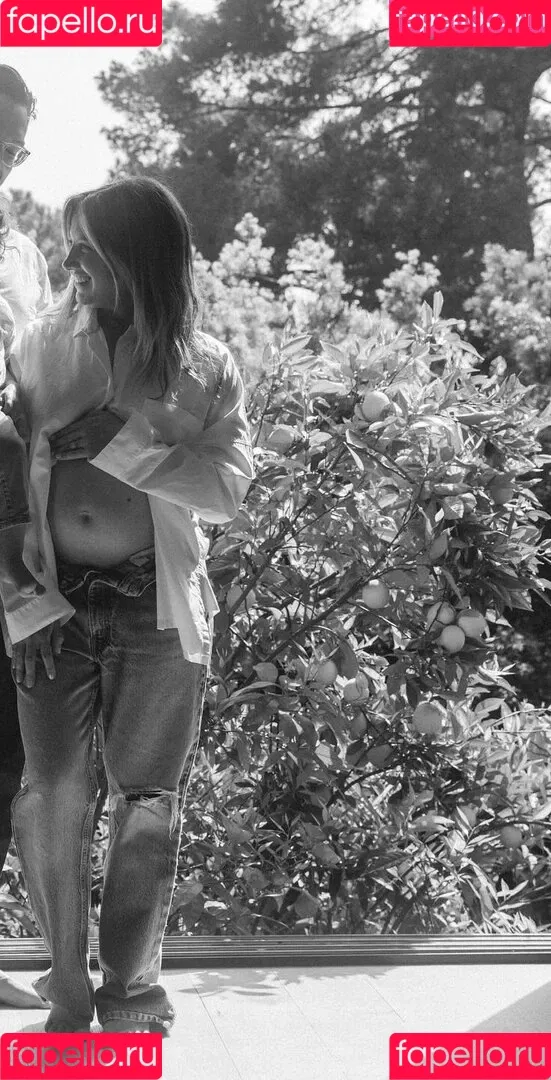 Ashley Tisdale / ashleytisdale Onlyfans Photo Gallery 