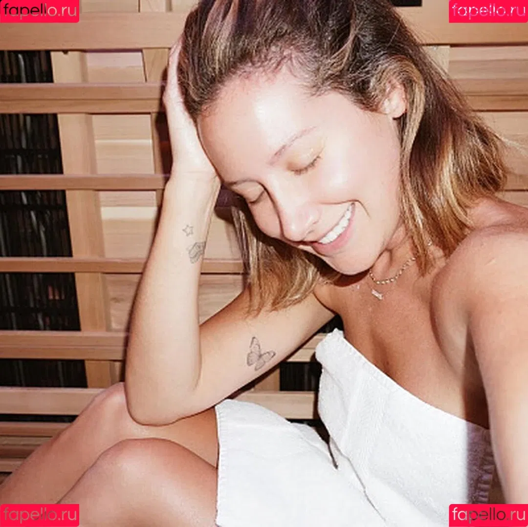Ashley Tisdale / ashleytisdale Onlyfans Photo Gallery 